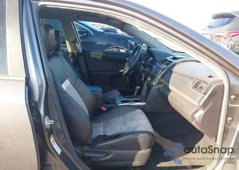 2012 Toyota Camry Se z USA, uszkodzony, nr VIN 4T1BF1FK0CU048208